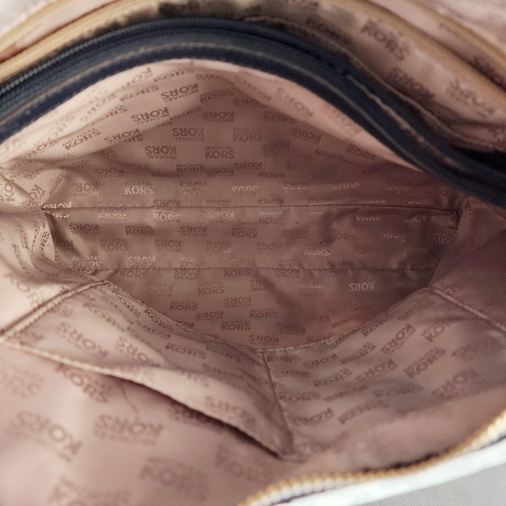 Michael Kors‎ Anita Navy and White Signature Shoulder Bag - Picture 14 of 14